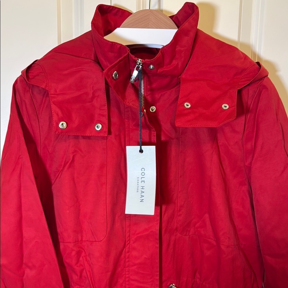 Cole Haan Red Rain Jacket Hip-Length with Removable Hood - Picture 3 of 14